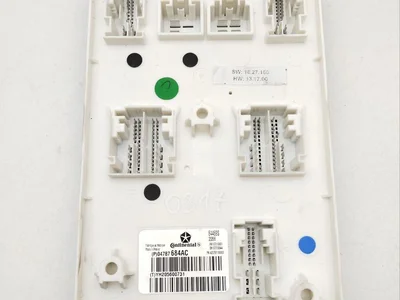 Maserati 04787684AC LEVANTE 2017 Unité de commande de carrosserie BCM FEM SAM BSI - Image 1