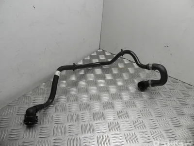 Jaguar J9D3-8D138-AD / J9D38D138AD I-PACE 2019 Tuyau de radiateur - Image 1