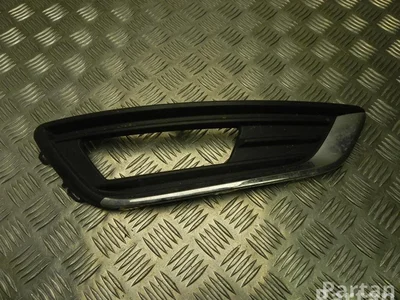 Ford F1EB-15A298-B / F1EB15A298B FOCUS III 2014 Grillades - Image 1