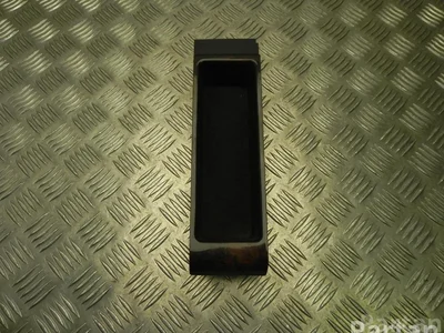 Audi 4B0 863 300 B / 4B0863300B A6 (4B2, C5) 2000 Bac de rangement - Image 1