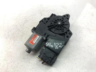 Kia 83460-A2010 / 83460A2010 CEE`D Sportswagon (JD) 2014 Moteur de lève-vitre - Image 1