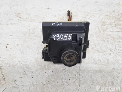 Mercedes-Benz A2059006713 C-CLASS (W205) 2015 lock cylinder for ignition - Image 1