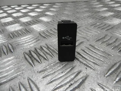 BMW 9230248 2 Convertible (F23) 2019 Périphérique d'entrée - Image 1