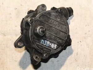 Volvo 08658230 V70 II (SW) 2003 Pompe à vacuum