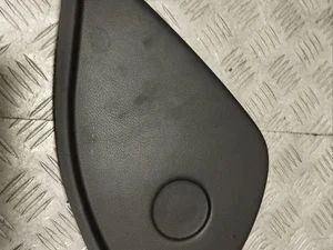 Maserati 68236000 GRAN TURISMO 2014 Garniture de panneau latéral