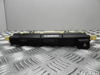 Toyota 83950-42100 / 8395042100 RAV 4 IV (_A4_) 2015 Montre - Image 1