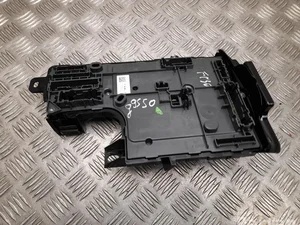 Tesla P1899689-40-B, 1899689-40-B / P189968940B, 189968940B Model Y 2025 Unité de commande pour porte Right Front