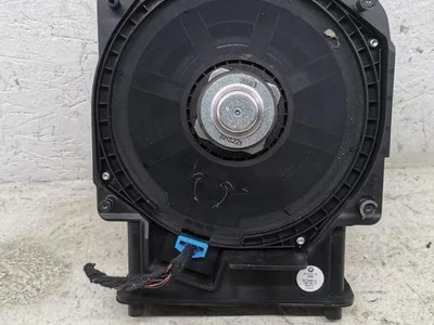 BMW 9275995 2 Gran Tourer (F46) 2018 Caisson de basse - Image 1