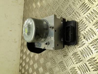 Tesla 2188671-00-D, P2188671-00-D / 218867100D, P218867100D Model Y 2025 Maître-cylindre de frein - Image 1