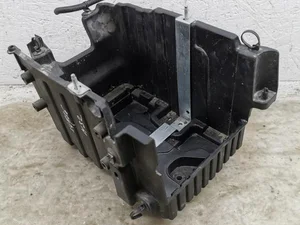 Ford L1BB10723BB Puma 2020 Bac à batterie