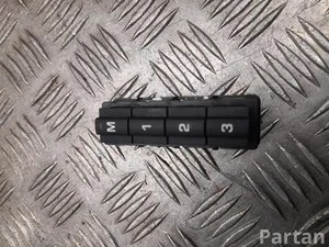 Land Rover N8D214776AA Range Rover Evoque II L551 2023 Interruptor de memoria del asiento