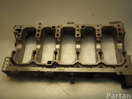 VOLVO 31339552 C30 2008 Oil Pan Upper