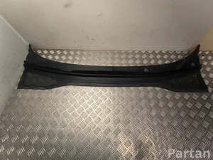 Volkswagen 11B819403 ID.4 2024 Moldura Plastico Derecho Limpia