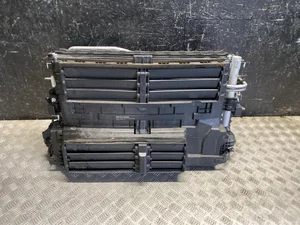 Ford DG93-8005-BC, EM2B-8475-BF, DG9H-19710-AR / DG938005BC, EM2B8475BF, DG9H19710AR S-MAX 2016 Radiateur complect Refroidisseur d'air comprimé intermédiaire Ventilateur de radiateur Condenseur