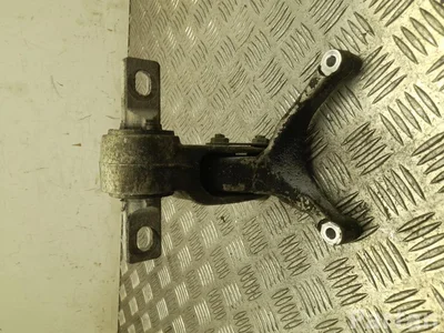 Tesla MODEL X 2016 Uchwyt silnika - Obraz 1