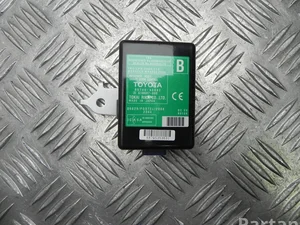 Lexus 89740-48082 / 8974048082 RX (_L1_) 2013 Unité de commande pour porte Right Rear Left Rear Left Front Right Front