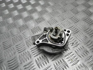 Jaguar 14058R0ZE XJ (X351) 2014 Pompe à vacuum