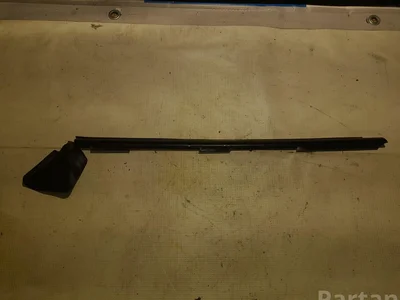 BMW 112189 1 (E87) 2008 Décoration de cadre de verre porte - Image 1