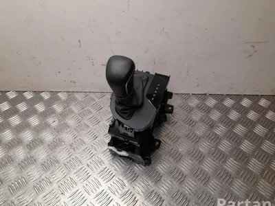 Toyota 75G591-RHD / 75G591RHD Yaris Cross XP210 2024 Levier de vitesse - Image 1