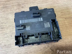 Škoda 1EB959592C ELROQ (PYL) 2025 Sterownik drzwi z przodu z lewej