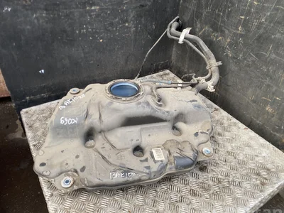 Toyota 77100-K0100 / 77100K0100 Yaris Cross XP210 2022 Réservoir de carburant - Image 1