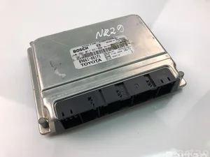 Toyota 89661-0D171; 0281011651 / 896610D171, 0281011651 YARIS (_P1_) 2003 Unidad de control del motor