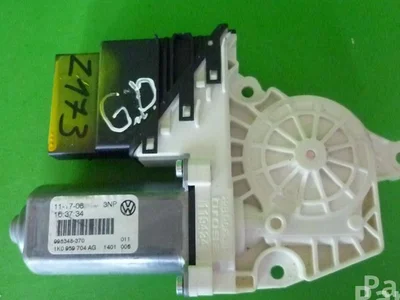 Volkswagen 1K0 959 704 AG / 1K0959704AG GOLF V (1K1) 2008 Moteur de lève-vitre Right Rear - Image 1