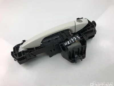 Mercedes-Benz A2047601534 C-CLASS (W204) 2011 Poignée de porte - Image 1