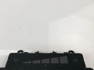 Volvo 31674023 XC60 II (246) 2017 Switch for seat heating - Image 1