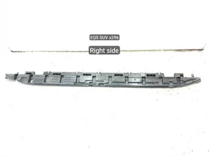 Mercedes-Benz A2966905801 EQS SUV (X296) 2023 Durų slenksčio apdaila dešinė