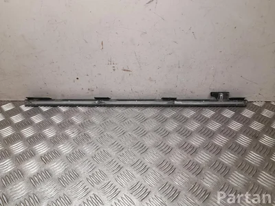 Mercedes-Benz A 167 906 64 02 / A1679066402 GLE (W167) (2019 ...) 2019 Другая отделочная деталь - Изображение 1