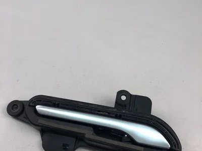 Tesla 08-407760-AB / 08407760AB Model Y 2021 Poignée de porte - Image 1