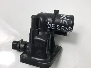 Opel 55206391 CORSA D 2010 Boîtier du thermostat