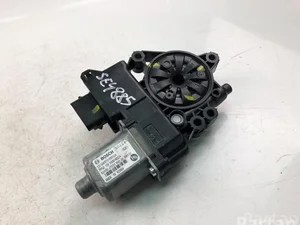 Kia 82450-J7010 / 82450J7010 CEE'D (JD) 2012 Moteur de lève-vitre