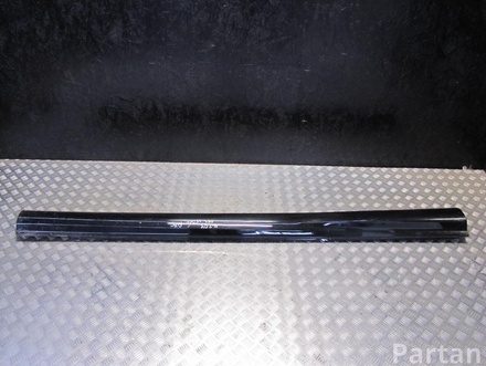 MERCEDES-BENZ A 204 698 14 54 / A2046981454 C-CLASS (W204) 2010 Side member trim