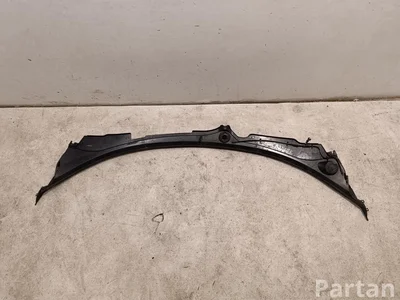 Chevrolet 85512300, 617058453 Corvette (C8) 2021 Moldura Plastico Derecho Limpia - Imagen 1