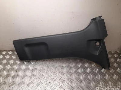 Toyota 62413-42090 / 6241342090 RAV 4 V 2020 Tapisserie voiture right side - Image 1