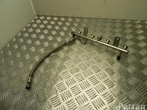 Mercedes-Benz A 272 078 00 92 / A2720780092 C-CLASS (W204) 2008 Distribution de carburant