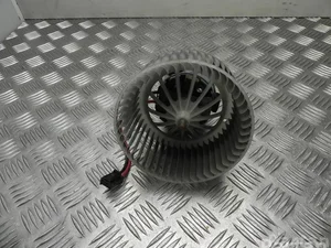 BMW R8705 5 (F10) 2016 Ventilateur d'intérieur