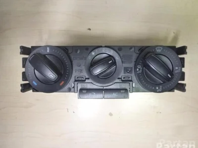 Seat 6JA 820 045 A / 6JA820045A TOLEDO IV (KG3) 2013 Appareil de commande - Image 1