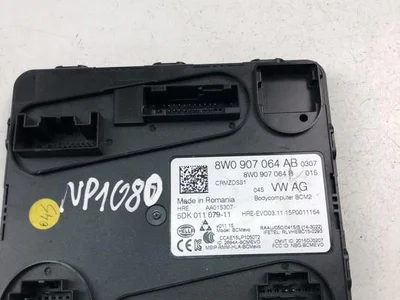 Audi 8W0907064AB A4 (8W2, B9) 2019 Unité de commande centrale pour système de confort - Image 1