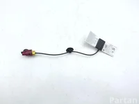 Land Rover L8B2156037AB Defender Station Wagon (L663) 2022 Antennenverstärker