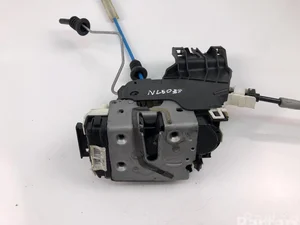 Mercedes-Benz A2040085999 A-CLASS (W176) 2015 Serrure de porte