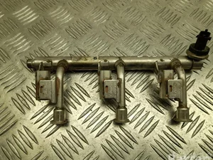 Ford DM5G-9H487-AB / DM5G9H487AB FIESTA VI 2015 Distribution de carburant / rail