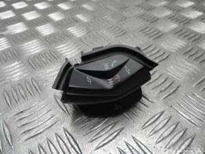 Ford AM5T-14K147-DB / AM5T14K147DB FOCUS III 2012 Bouton multifonction pour volant