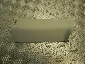 Ford 8V41-S31010-AEW / 8V41S31010AEW KUGA I 2010 Garniture /moulage