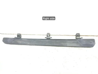 Jeep 68292906AF Wrangler JL 2021 Slenksčių apdaila dešinė pusė - Paveiksliukas 1