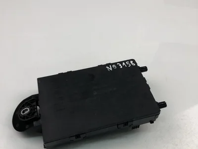 Volvo 32209198 XC90 II 2018 Caja de fusibles - Imagen 1