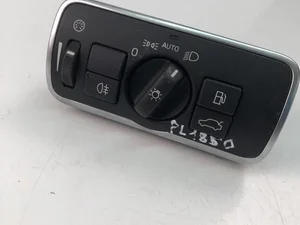 Volvo 30739448 V60 2013 Переключатель света