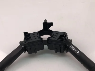 Opel 95433818 CORSA E 2014 Bouton multifonction pour volant - Image 1